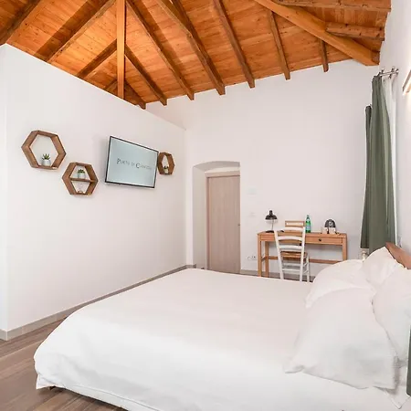 Porto Di Bed & Breakfast