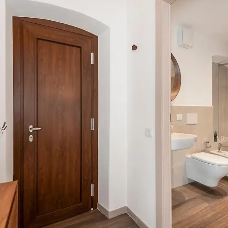Porto Di Bed & Breakfast Clanezzo