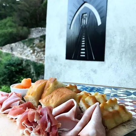 Porto Di *