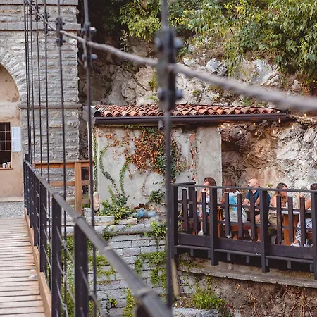 Bed & Breakfast Porto Di Clanezzo